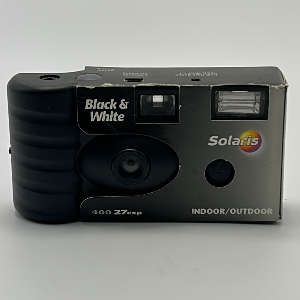 Solaris Black White Disposable Camera 400 27exp Indoor/ Outdoor